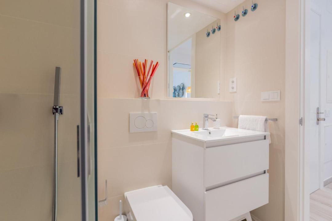 Minty Stay - Modern La Merced Málaga Dış mekan fotoğraf